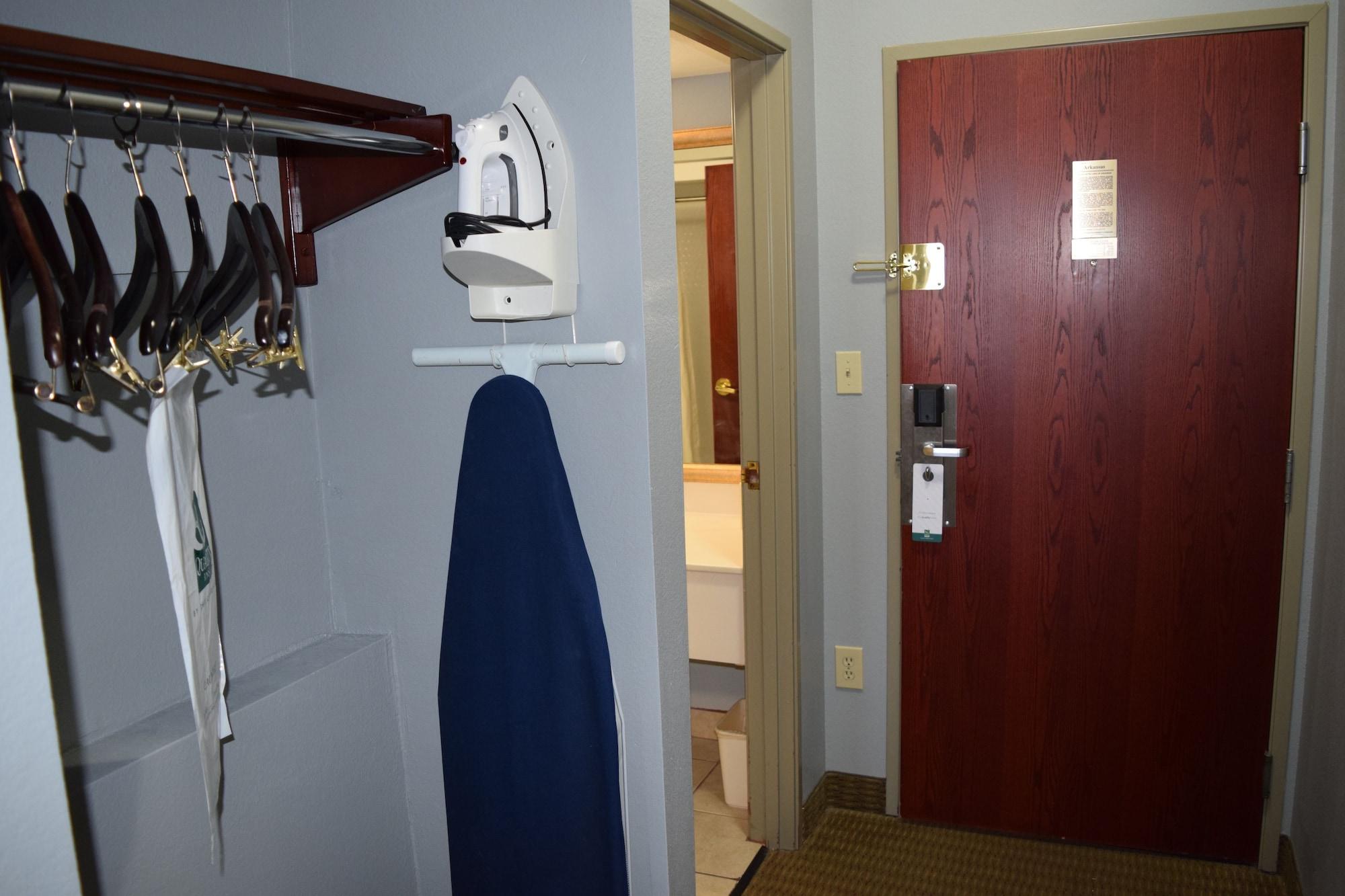 Quality Suites Maumelle - Little Rock Nw Екстериор снимка