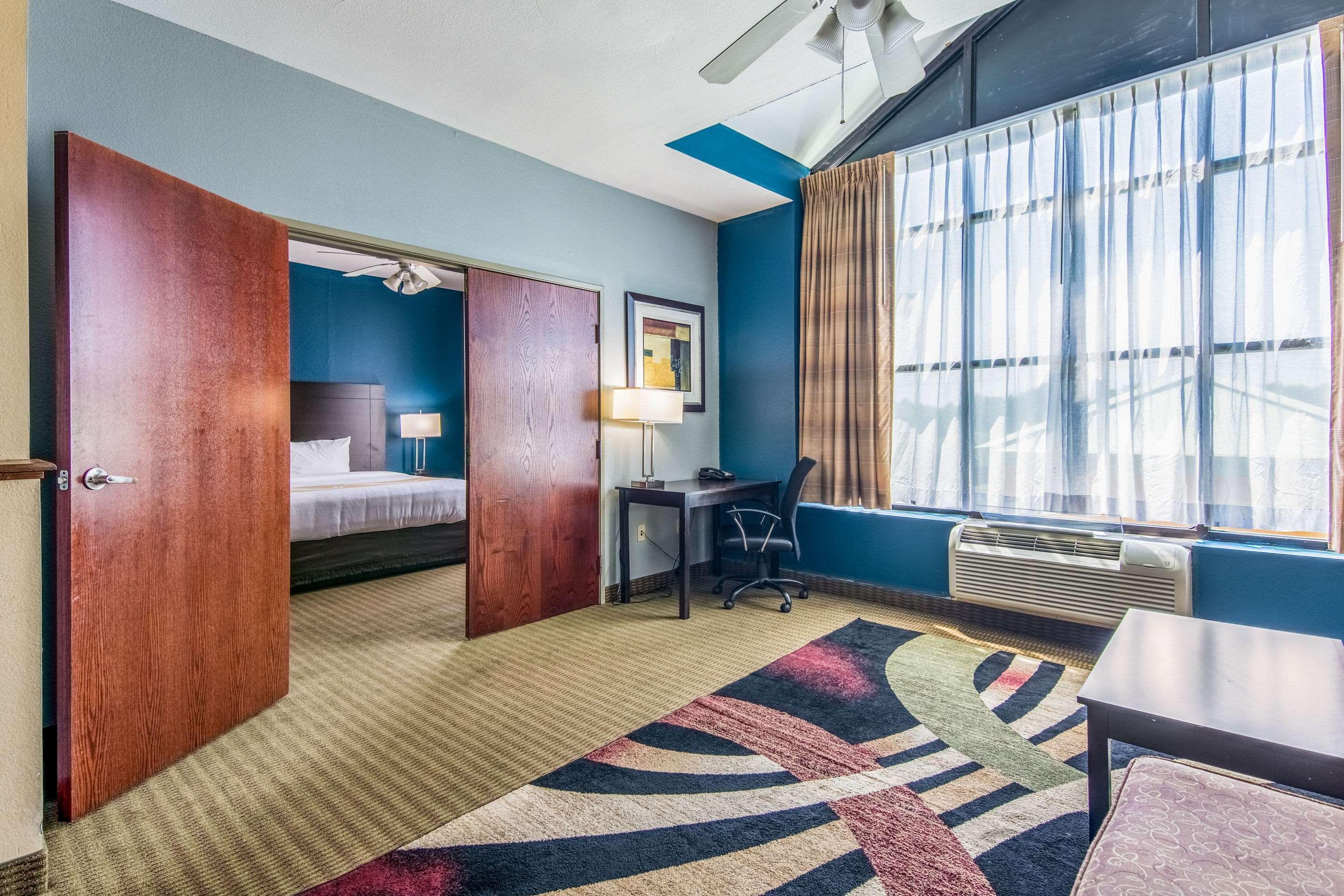Quality Suites Maumelle - Little Rock Nw Екстериор снимка