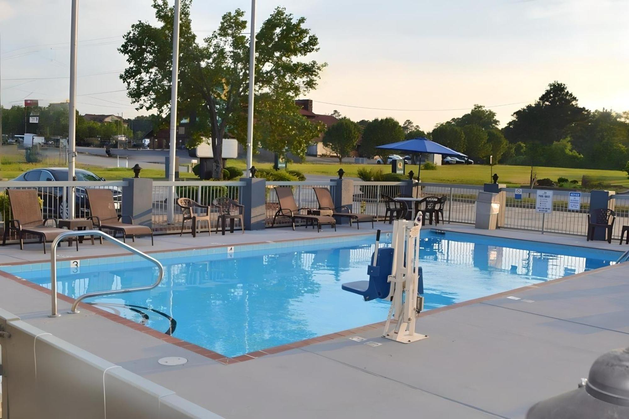 Quality Suites Maumelle - Little Rock Nw Екстериор снимка